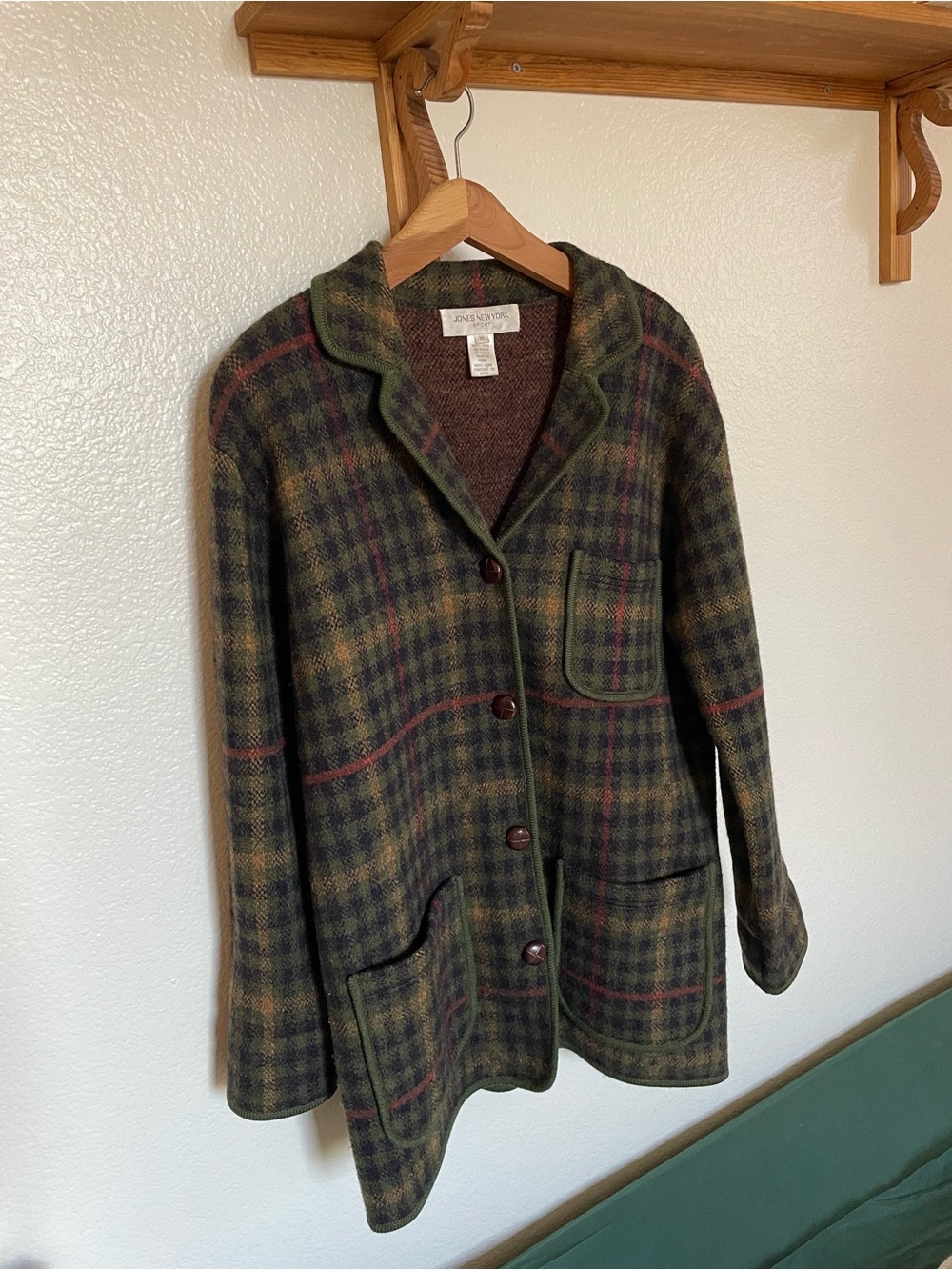 Vintage Jones New York Women's Green Plaid 100% Wool Coat